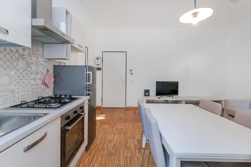 Ferienwohnung Benvenuti A Casa Milano Centro Exterior foto